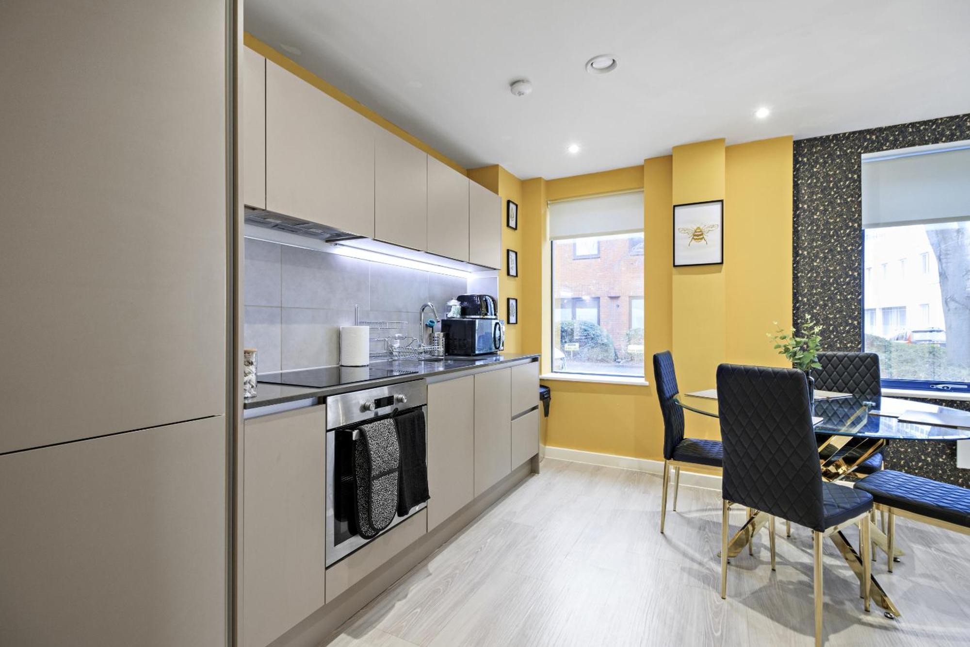 Linacre 1&2 - One And Two Bed Flat Behind The Cathedral With Free Parking And Fast Wifi Apartment Exeter